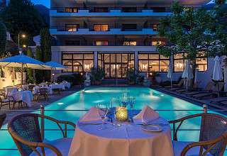 Abendessen am Pool Sunstar Hotel Brissago
